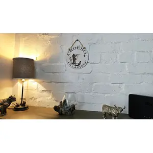 Croeso I'n Cartref / Welsh Welcome To Our Home Shooting Hunting Themed Hanging Wall Plaque / Sign