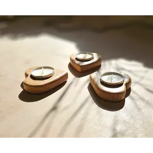 Handmade Solid Oak Heart Shaped Tealight Candle Holder Set of 3