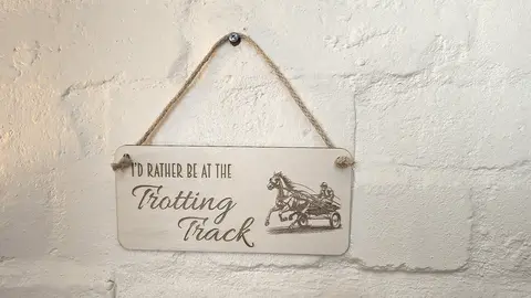 Trotting Track Themed Hanging Wall Plaque Horse Racing Pony Trap Racing