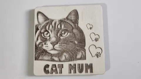 Beautiful Cat Wooden Coaster with CAT MUM Quote