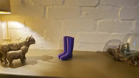 Novelty Gardening Themed Ornament | Wellington Boot Desk Tidy | Welly Party or Wedding Favours