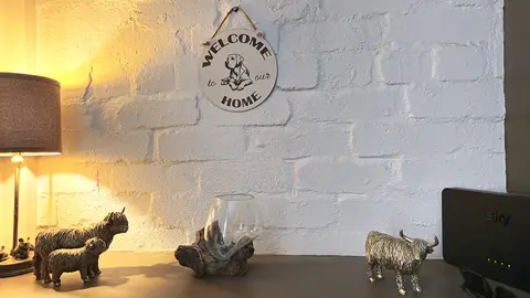 Welcome to our Home with an image of a Labrador Hanging Wall Plaque / Sign