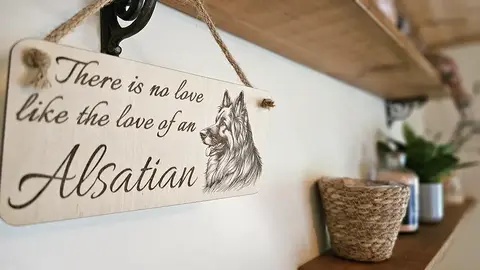 Alsatian wall plaque with There is no love like the love of an Alsatian