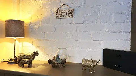 Beagle Decorative Sign | Wooden Hanging Wall Plaque | A House Is Not A Home Without A Beagle