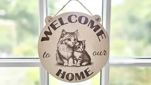 Welcome to our Home Cat and Kitten Decorative Sign