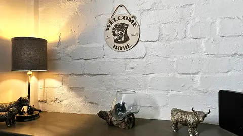 Welcome to our home with a Rottweiler plaque / sign