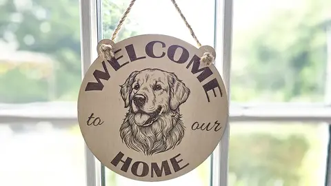 Welcome To Our Home Golden Retriever Hanging Wall Plaque / Sign