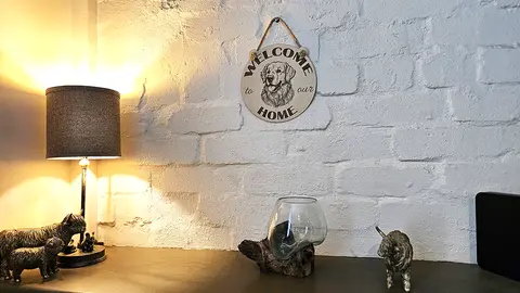 Welcome To Our Home Golden Retriever Hanging Wall Plaque / Sign