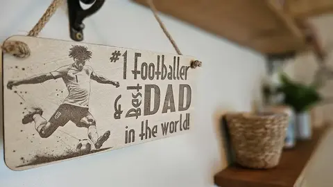 No1 Footballer and Best Dad in the World Plaque Decorative Wooden Sign