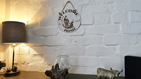 Hunting Themed Welcome To Our Home Sign Shooting Hanging Wall Plaque