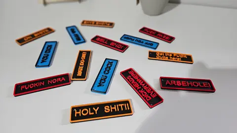 ARSEHOLE! Adult Keyring Funny Rude Inapproriate Keyring