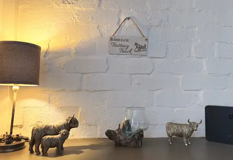 Trotting Track Themed Decorative Sign | Mid Race