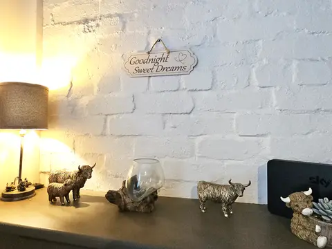 Goodnight Sweet Dreams Decorative Over Bed Sign | Plaque with Heart Design